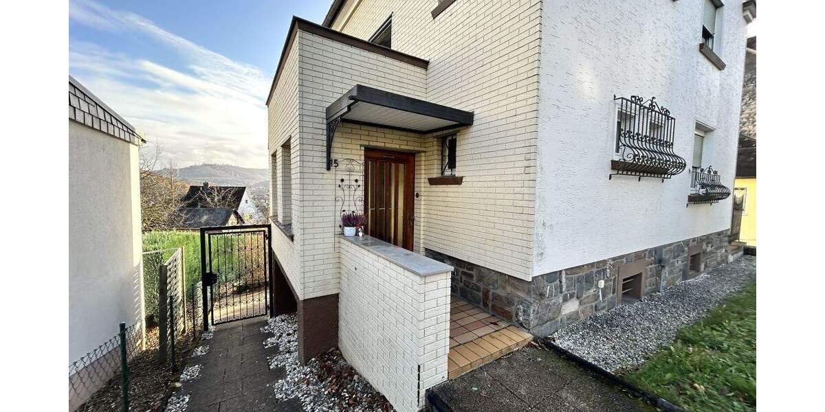 Einfamilienhaus Betzdorf - 6 Zimmer, 104 m&sup2;, 198.000&euro; | Angebot:25685053