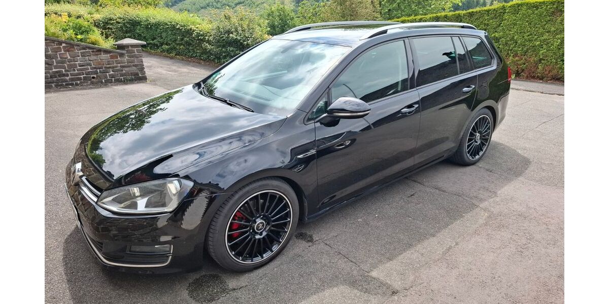 VW Golf 230.000 km 8.100 &euro; Lennestadt 57368