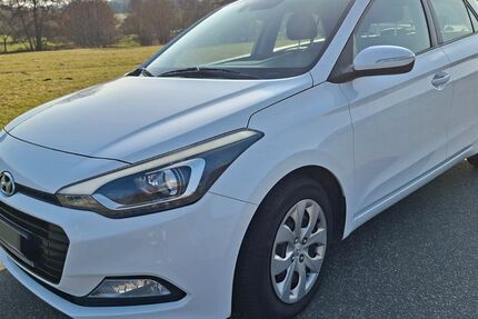 Hyundai i20 101.000 km 9.100 &euro; Herborn 35745