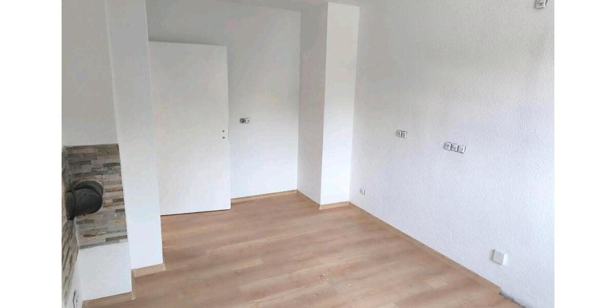 Etagenwohnung Siegen Weidenau - 3 Zimmer, 107 m&sup2;, 1.100&euro; | Angebot:26446378