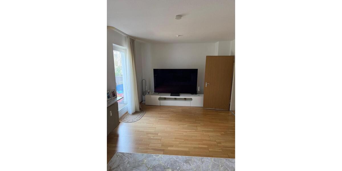 Etagenwohnung Siegen - 2 Zimmer, 65 m&sup2;, 595&euro; | Angebot:26019196