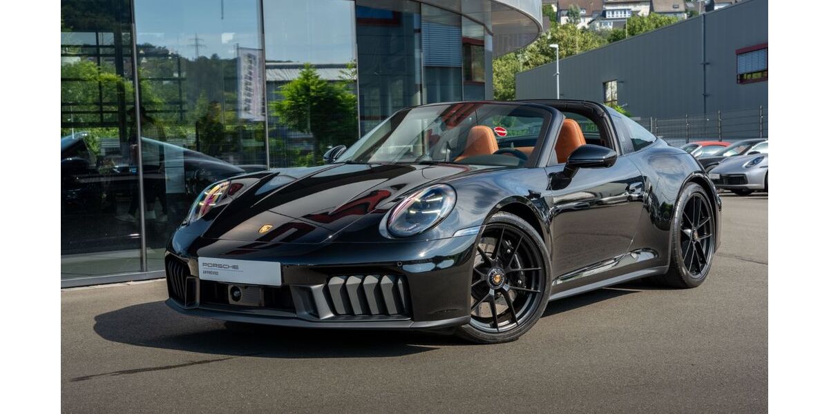 Porsche 992 3.065 km 209.800 &euro; Siegen 57080