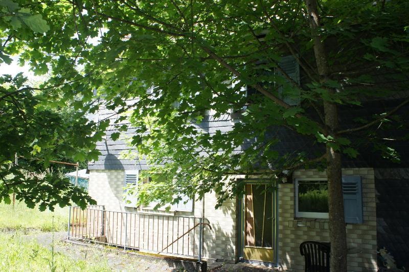 ** EFH MIT VIEL PLATZ UND GRUNDSTÜCK MIT ALTEM BAUMBESTAND- ** - Einfamilienhaus Mudersbach Birken | Angebot:27141941