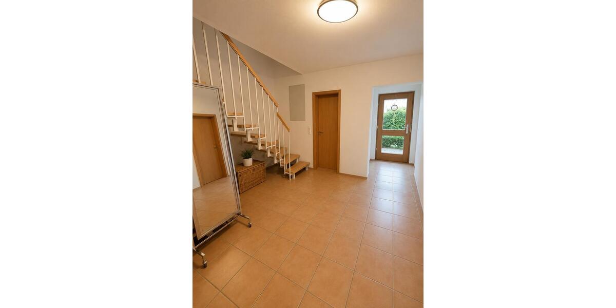 Doppelhaushälfte Lennestadt - 7.5 Zimmer, 145 m&sup2;, 379.000&euro; | Angebot:27048330
