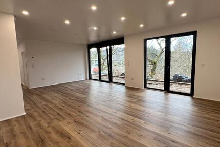 Wohnung Freudenberg - 3 Zimmer, 105 m&sup2;, 1.000&euro; | Angebot:25974971