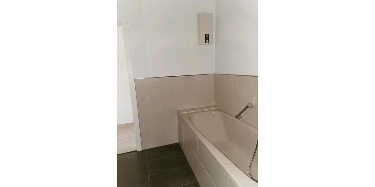 Erdgeschoßwohnung Siegen - 3 Zimmer, 79 m&sup2;, 1.120&euro; | Angebot:26005029