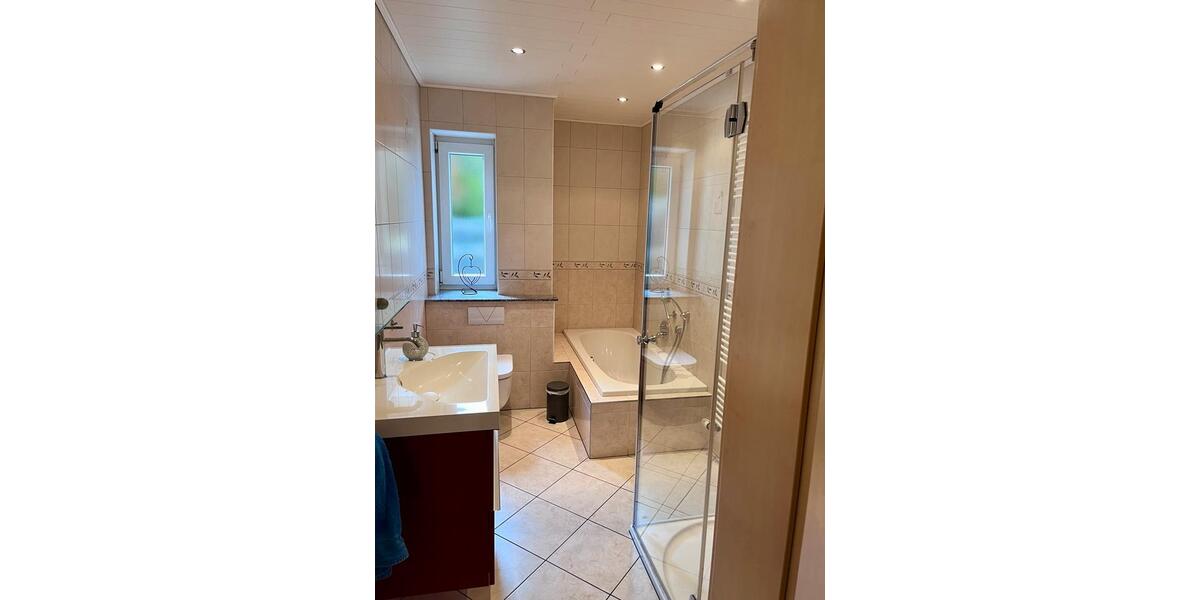 Erdgeschoßwohnung Wenden - 2 Zimmer, 93 m&sup2;, 800&euro; | Angebot:25972342