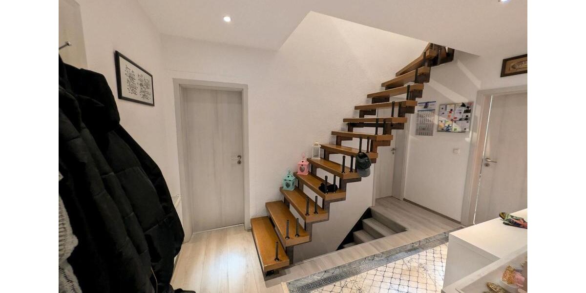 Einfamilienhaus Herdorf - 5 Zimmer, 144 m&sup2;, 330.000&euro; | Angebot:25895837