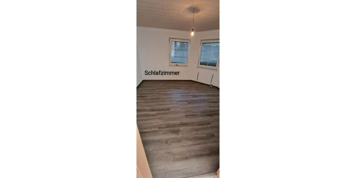 Terrassenwohnung Siegen Kaan-Marienborn - 3 Zimmer, 75 m&sup2;, 1.000&euro; | Angebot:25894300