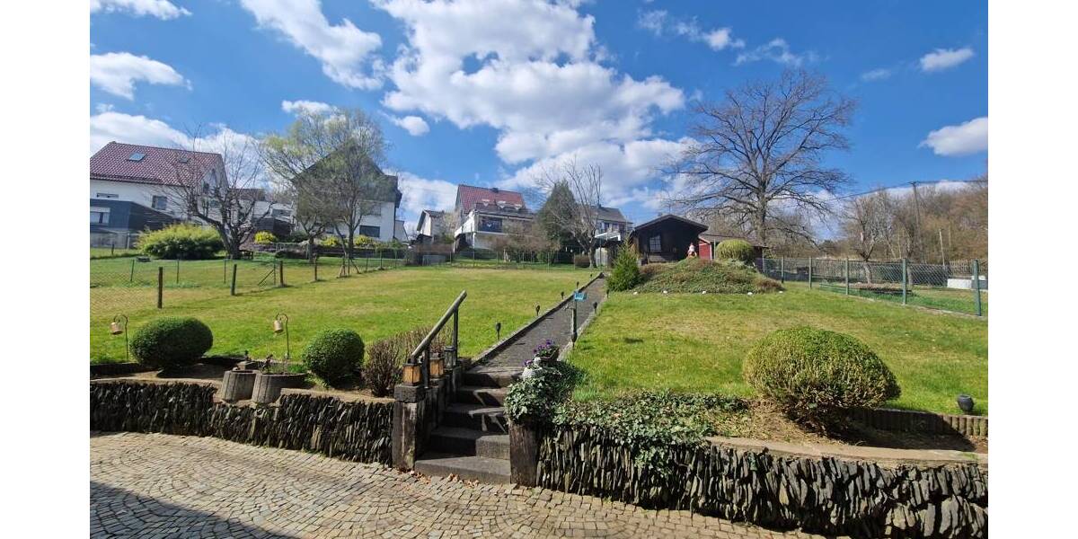 Einfamilienhaus Siegen Niederschelden - 7 Zimmer, 154 m&sup2;, 275.000&euro; | Angebot:26204539