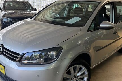 VW Touran 156.200 km 10.990 &euro; Kreuztal 57223
