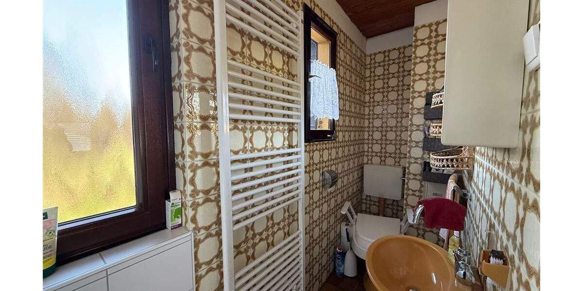 Doppelhaushälfte Steinebach - 6 Zimmer, 120 m&sup2;, 129.500&euro; | Angebot:25740456