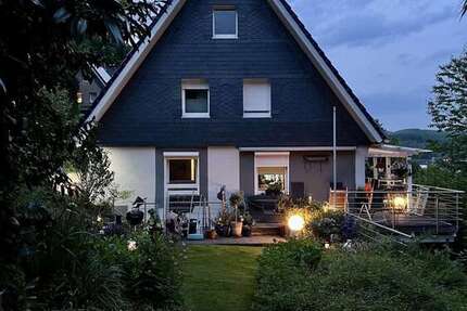 Haus Netphen - 6 Zimmer, 202 m&sup2;, 385.000&euro; | Angebot:26067220