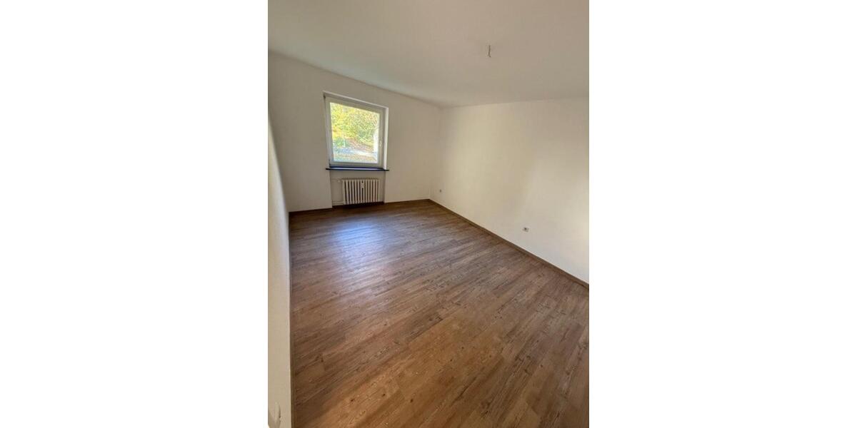 Etagenwohnung Kreuztal - 4 Zimmer, 72 m&sup2;, 540&euro; | Angebot:25584421