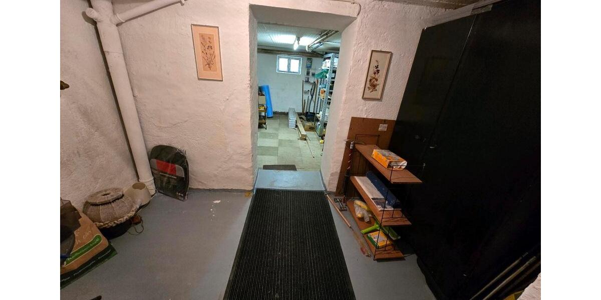 Erdgeschoßwohnung Hilchenbach - 3 Zimmer, 118 m&sup2;, 1.190&euro; | Angebot:26677965