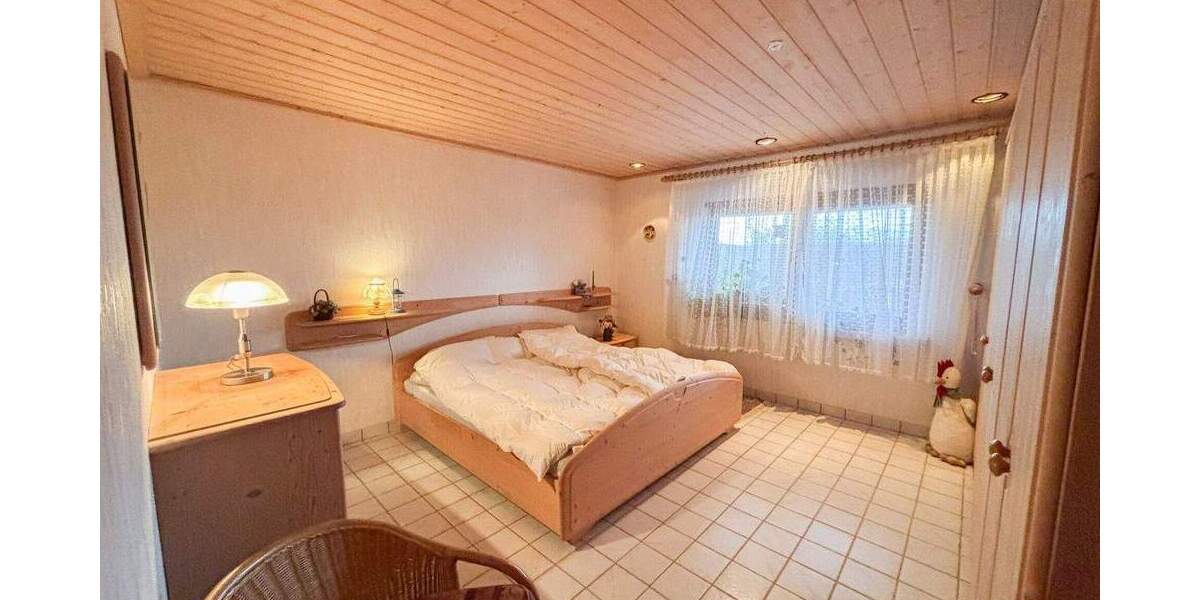 Bungalow Molzhain - 4 Zimmer, 121 m&sup2;, 249.000&euro; | Angebot:25738127