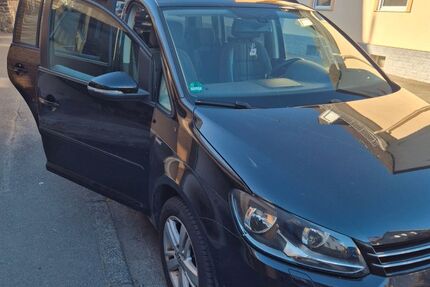 VW Touran 174.350 km 9.490 &euro; Siegen 57074