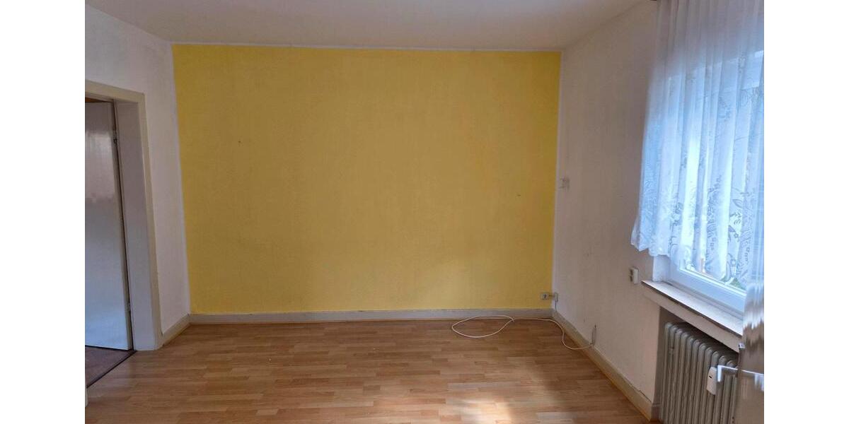 Erdgeschoßwohnung Siegen Dillnhütten - 5 Zimmer, 106 m&sup2;, 700&euro; | Angebot:26048054