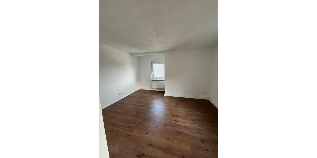 Einfamilienhaus Siegen Eiserfeld - 6 Zimmer, 130 m&sup2;, 249.500&euro; | Angebot:25273021