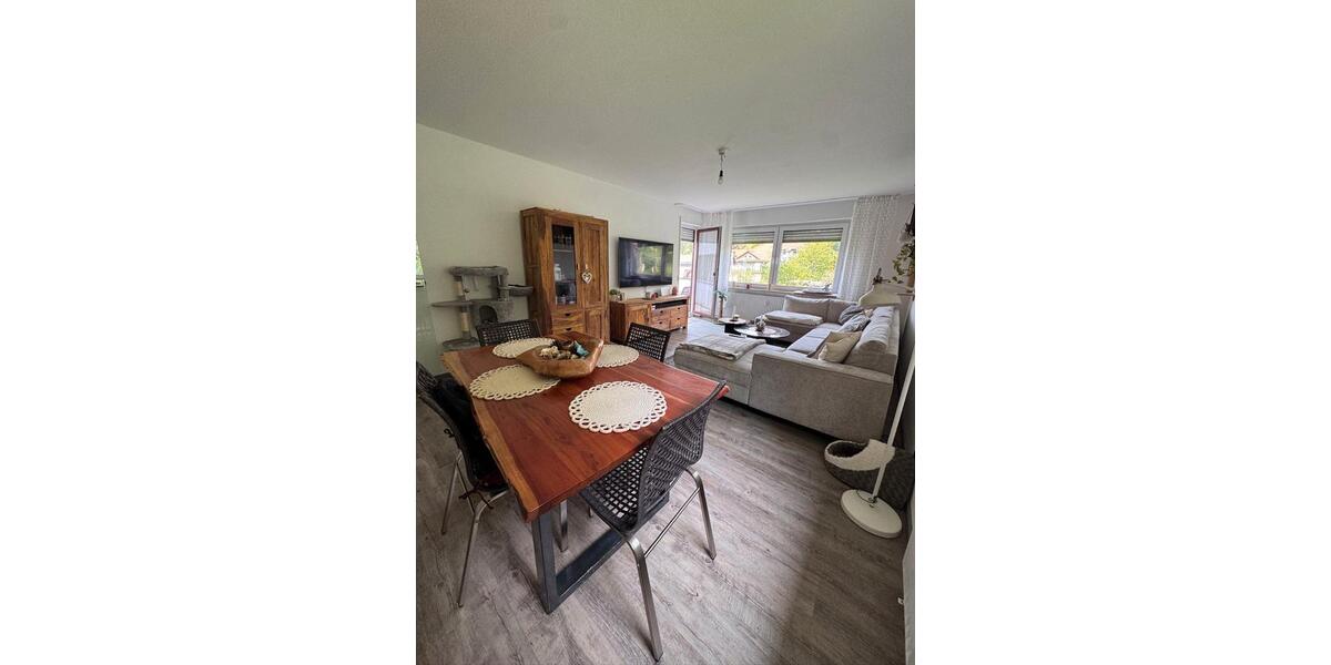 Etagenwohnung Siegen Kaan-Marienborn - 3 Zimmer, 84 m&sup2;, 850&euro; | Angebot:26546026