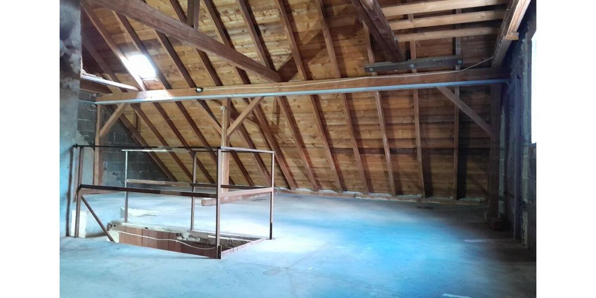 Bauernhaus, Landhaus Hellenhahn-Schellenberg Schellenberg - 6.5 Zimmer, 150 m&sup2;, 249.000&euro; | Angebot:25944412