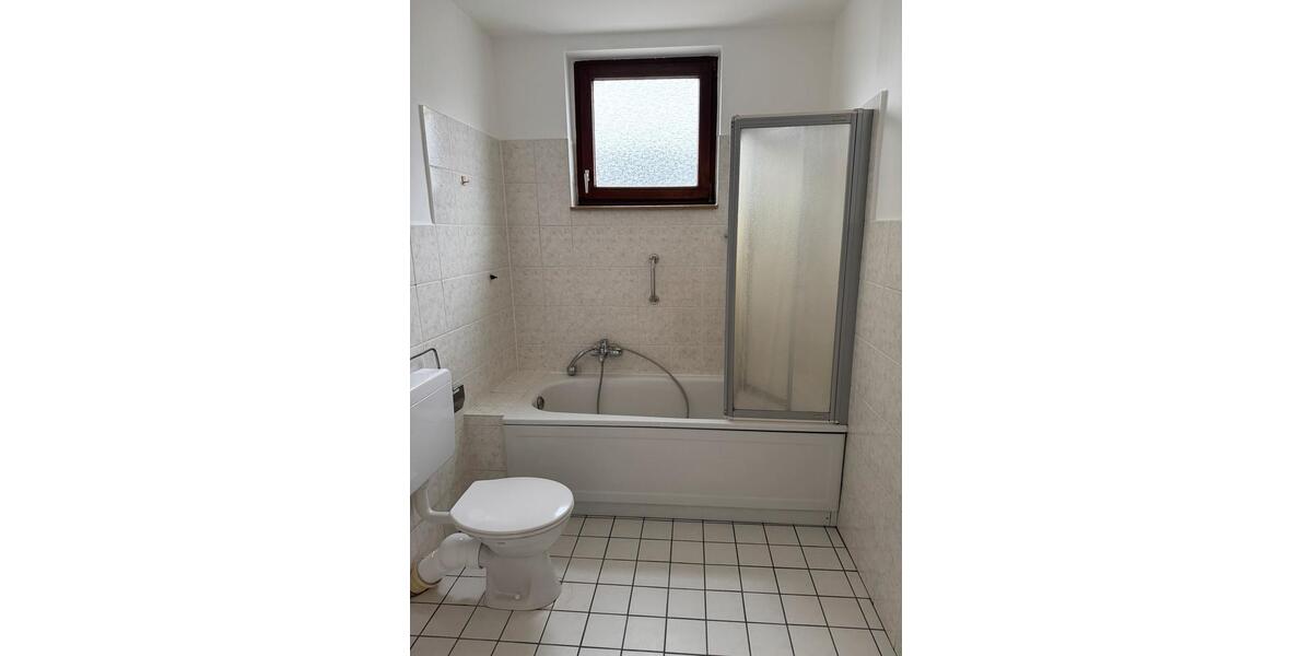 Etagenwohnung Siegen Kaan-Marienborn - 2 Zimmer, 66 m&sup2;, 595&euro; | Angebot:25967609