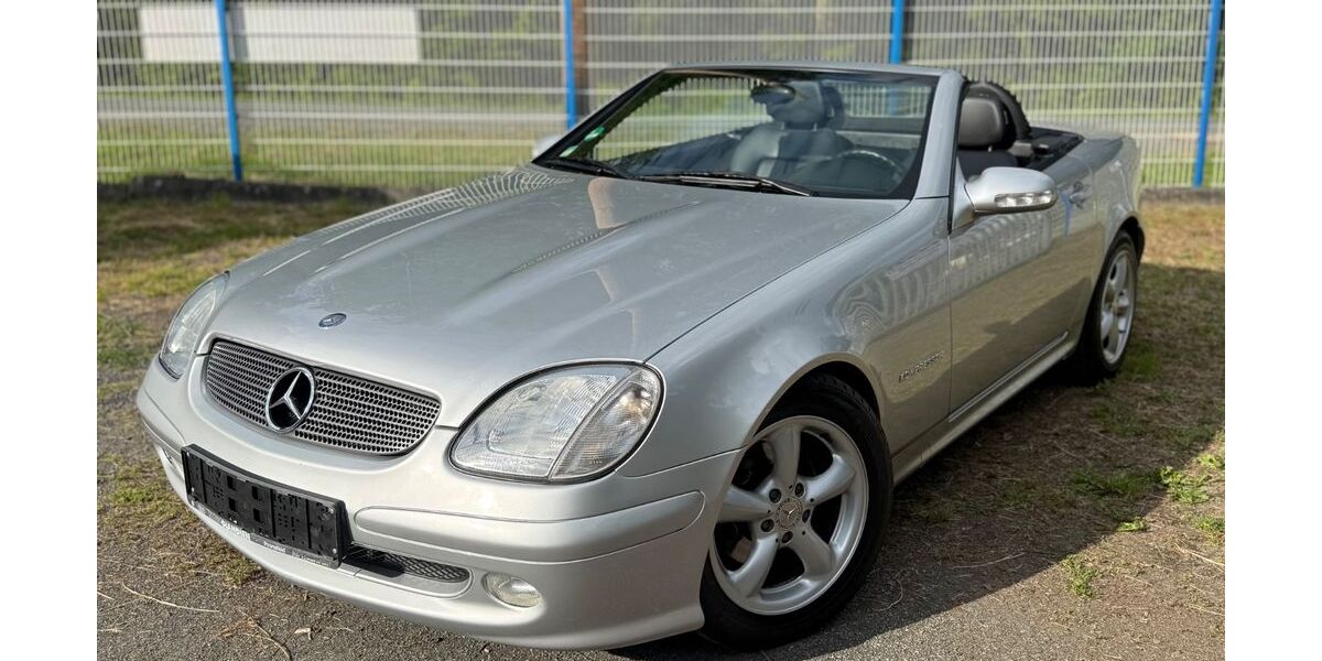 Mercedes-Benz SLK 200 107.000 km 8.499 &euro; Müschenbach 57629