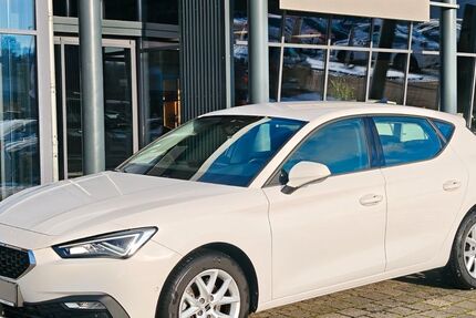Seat Leon 24.800 km 18.499 &euro; Wissen 57537