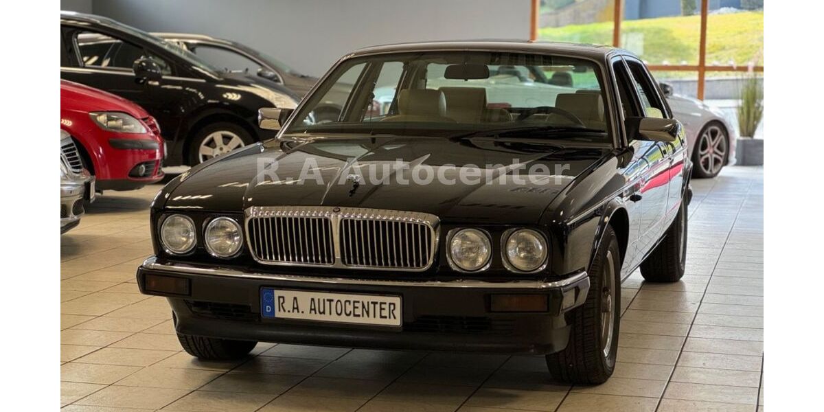 Jaguar XJ40 188.591 km 13.500 &euro; Breitscheid-Medenbach 35767