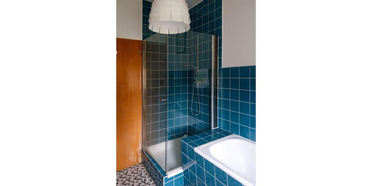 Mehrfamilienhaus, Wohnhaus Daaden VG - 8 Zimmer, 235 m&sup2;, 275.000&euro; | Angebot:25738151