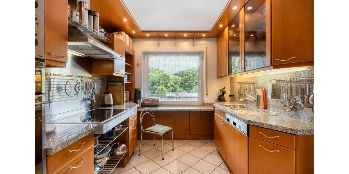 Einfamilienhaus Siegen Eiserfeld - 9 Zimmer, 203 m&sup2;, 399.000&euro; | Angebot:27292554