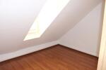 Dachgeschoßwohnung Hachenburg - 3 Zimmer, 90 m&sup2;, 590&euro; | Angebot:25431546