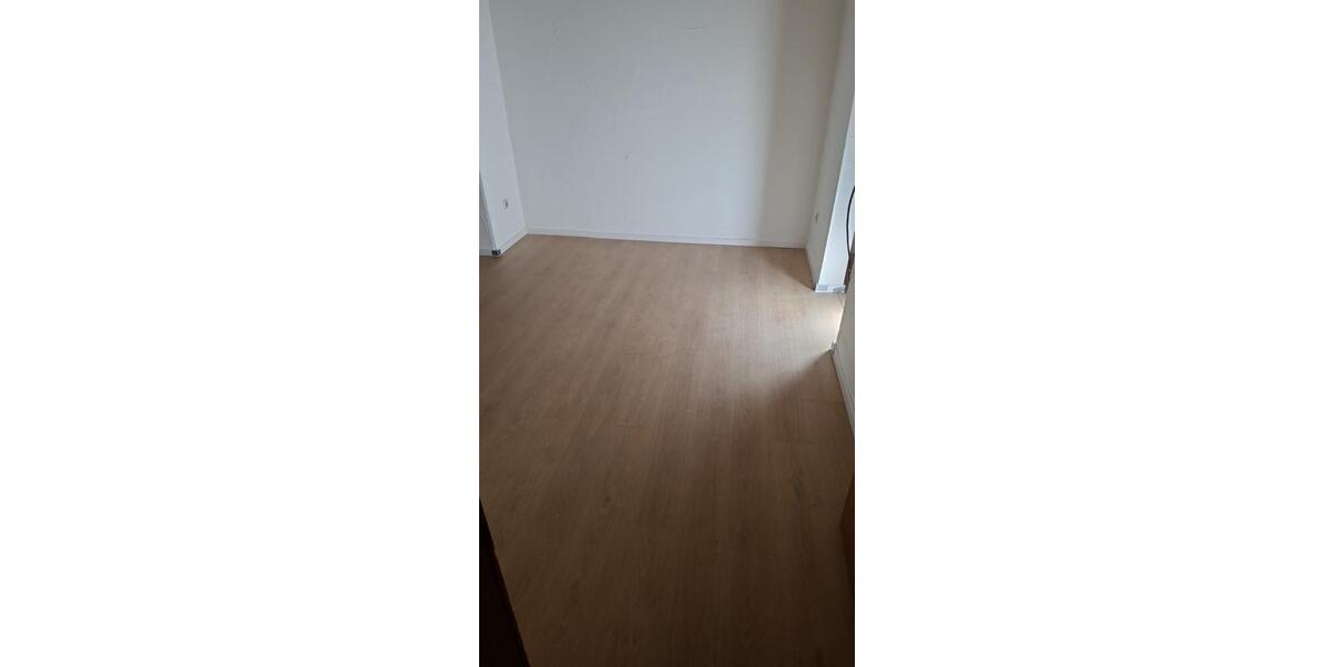Maisonettenwohnung Siegen Eiserfeld - 4 Zimmer, 130 m&sup2;, 950&euro; | Angebot:25920039