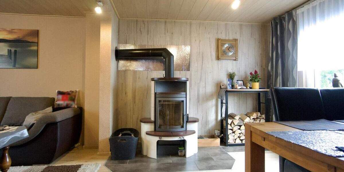 Doppelhaushälfte Erndtebrück - 4 Zimmer, 110 m&sup2;, 179.000&euro; | Angebot:25686200