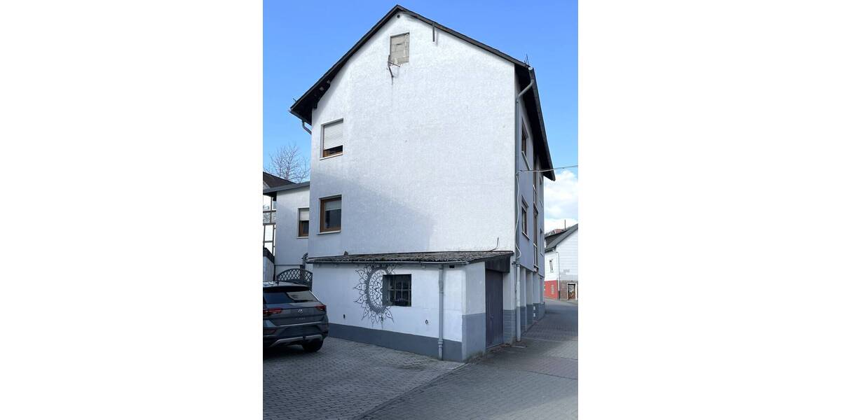Mehrfamilienhaus, Wohnhaus Dillenburg / Donsbach Donsbach - 7 Zimmer, 175 m&sup2;, 269.000&euro; | Angebot:25937606