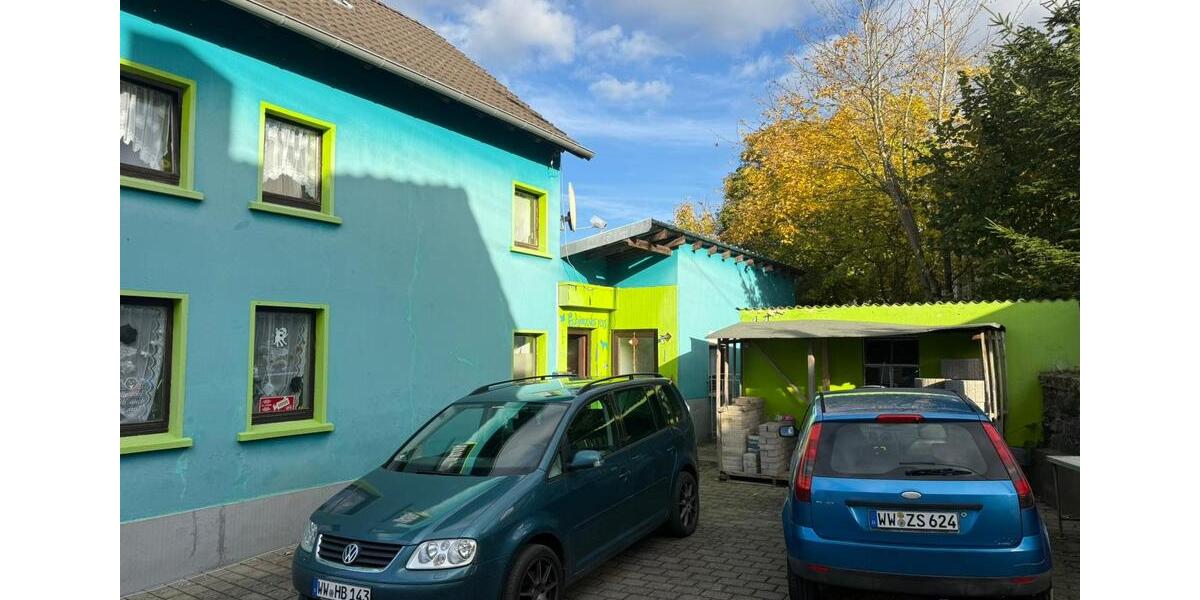 Mehrfamilienhaus, Wohnhaus Hellenhahn-Schellenberg Schellenberg - 9 Zimmer, 240 m&sup2;, 198.000&euro; | Angebot:23181294