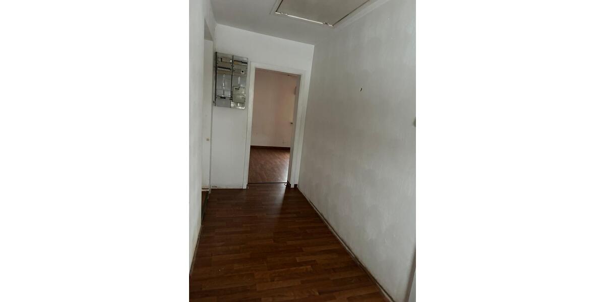 Doppelhaushälfte Burbach - 5 Zimmer, 137 m&sup2;, 135.000&euro; | Angebot:25050522