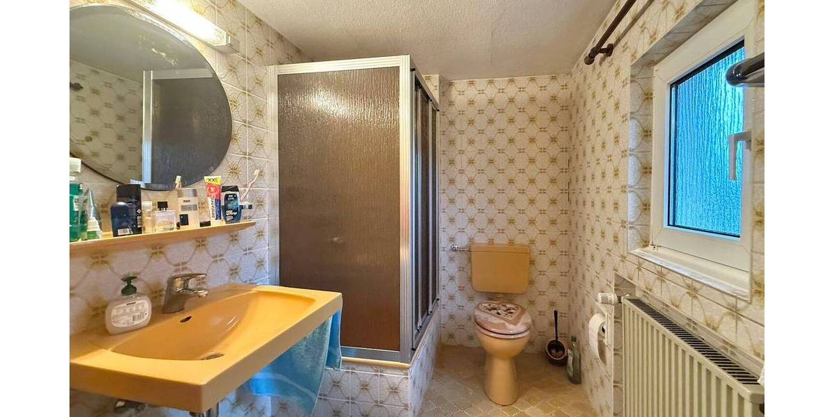 Einfamilienhaus Hachenburg - 6 Zimmer, 107 m&sup2;, 225.000&euro; | Angebot:25691822