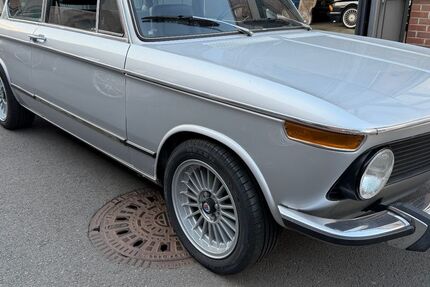 BMW 2002 180.000 km 42.900 &euro; Siegen 57072