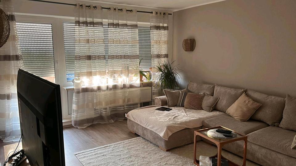 Etagenwohnung Siegen Weidenau - 3 Zimmer, 87 m&sup2;, 696&euro; | Angebot:26577504