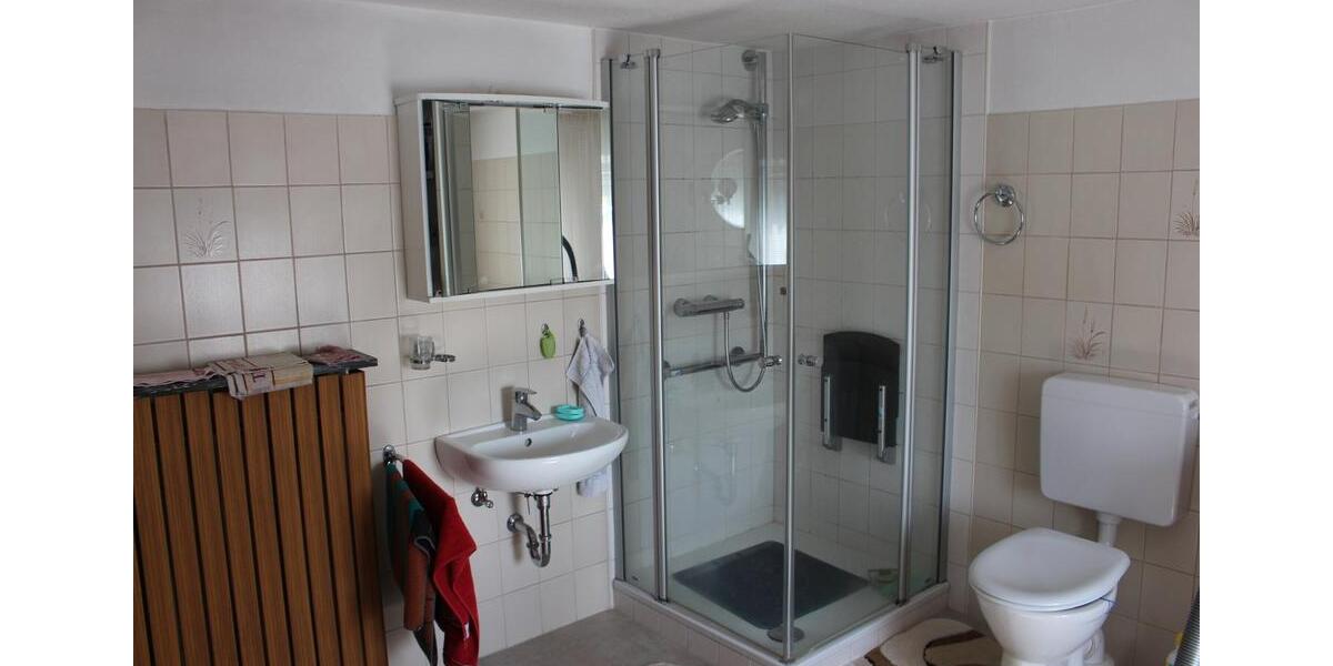 Einfamilienhaus Neunkirchen - 7 Zimmer, 110 m&sup2;, 175.000&euro; | Angebot:26818437