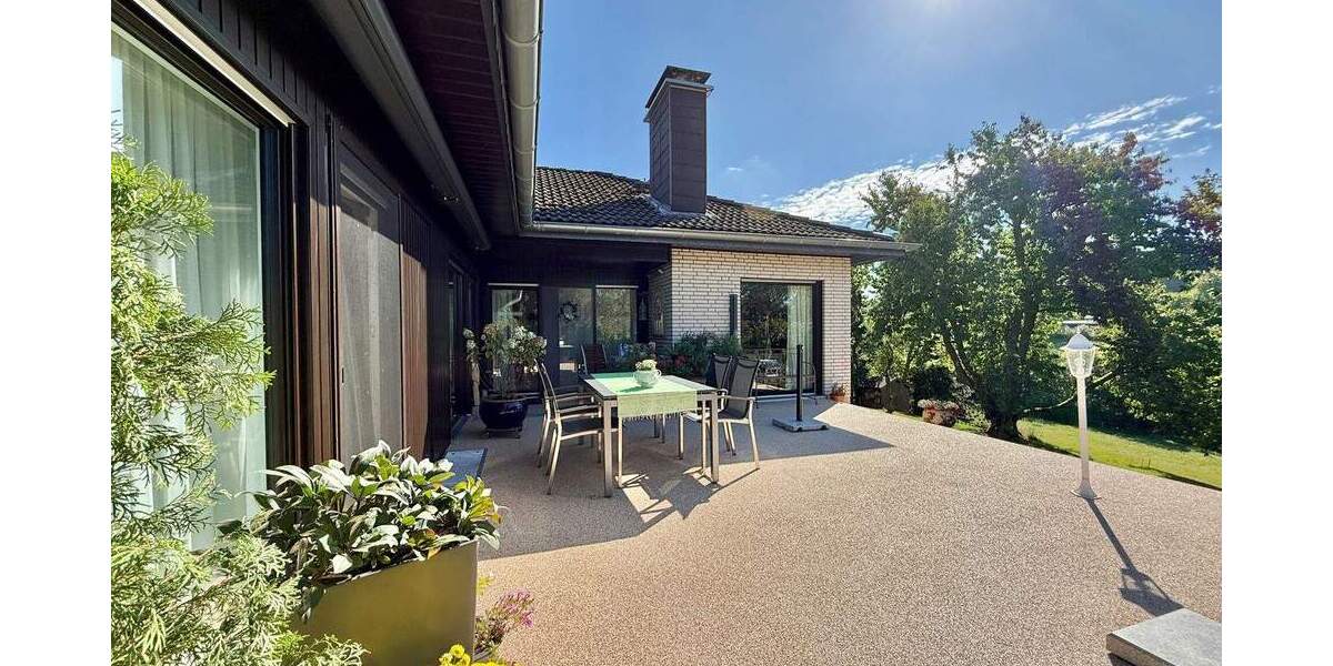 Einfamilienhaus Hachenburg - 7 Zimmer, 219 m&sup2;, 580.000&euro; | Angebot:25738118