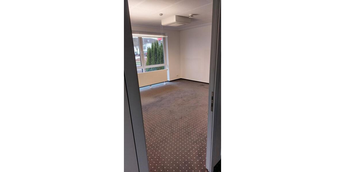 Gewerbeobjekt Lennestadt - 1.150&euro; | Angebot:25084244