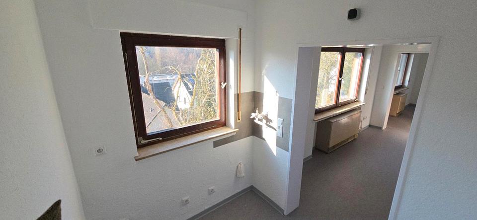 Erdgeschoßwohnung Siegen Weidenau - 4 Zimmer, 85 m&sup2;, 750&euro; | Angebot:25861351