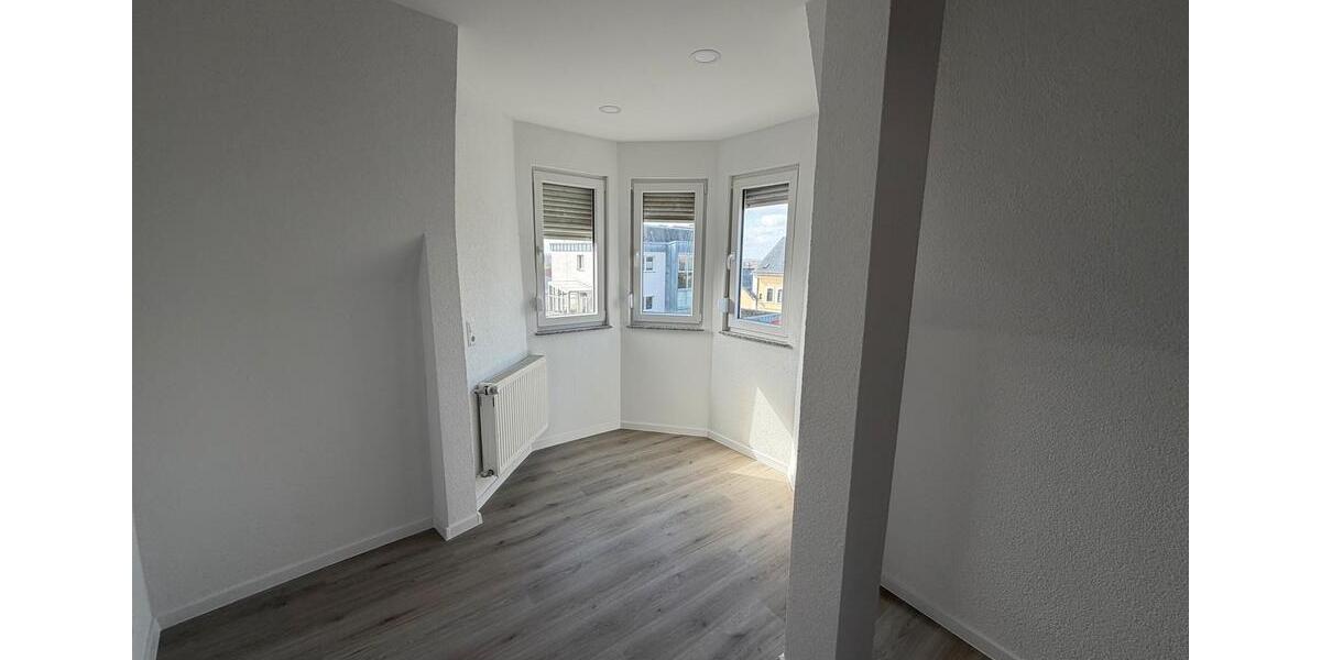 Etagenwohnung Hachenburg - 2 Zimmer, 125 m&sup2;, 1.100&euro; | Angebot:25999964