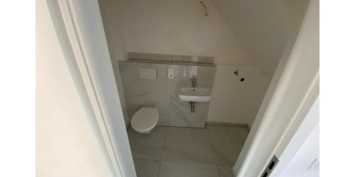 Etagenwohnung Hilchenbach - 5 Zimmer, 130 m&sup2;, 1.100&euro; | Angebot:25333270