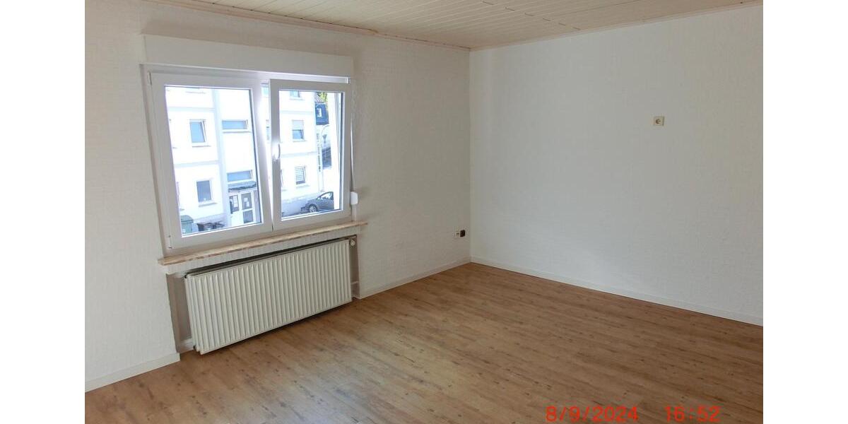 Erdgeschoßwohnung Siegen Kaan-Marienborn - 3 Zimmer, 80 m&sup2;, 580&euro; | Angebot:26446436