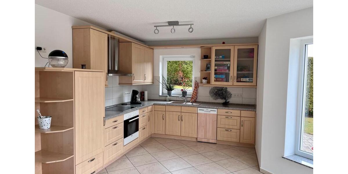 Erdgeschoßwohnung Wenden - 2 Zimmer, 93 m&sup2;, 800&euro; | Angebot:25972342