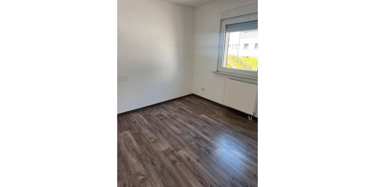 Doppelhaushälfte Haiger - 7 Zimmer, 100 m&sup2;, 125.000&euro; | Angebot:26941775
