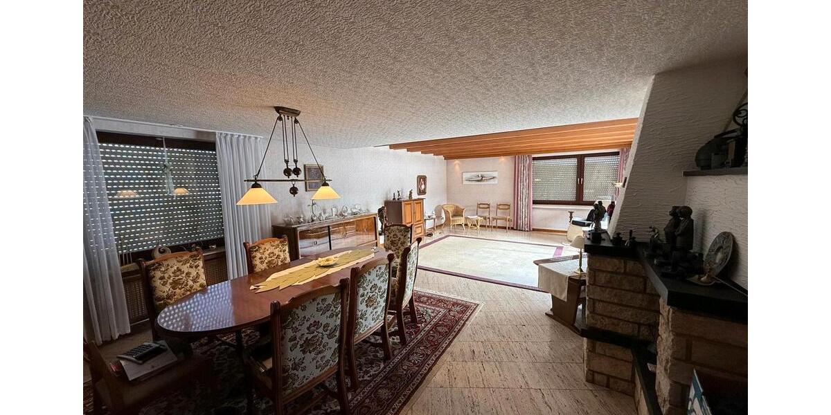 Einfamilienhaus Hilchenbach - 14 Zimmer, 238 m&sup2;, 250.000&euro; | Angebot:25299486